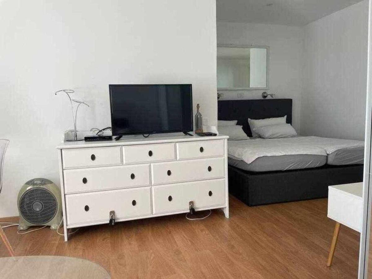 Apartamento Con Piscina Climatizada Y Vista Al Mar San Bartolomé Zewnętrze zdjęcie